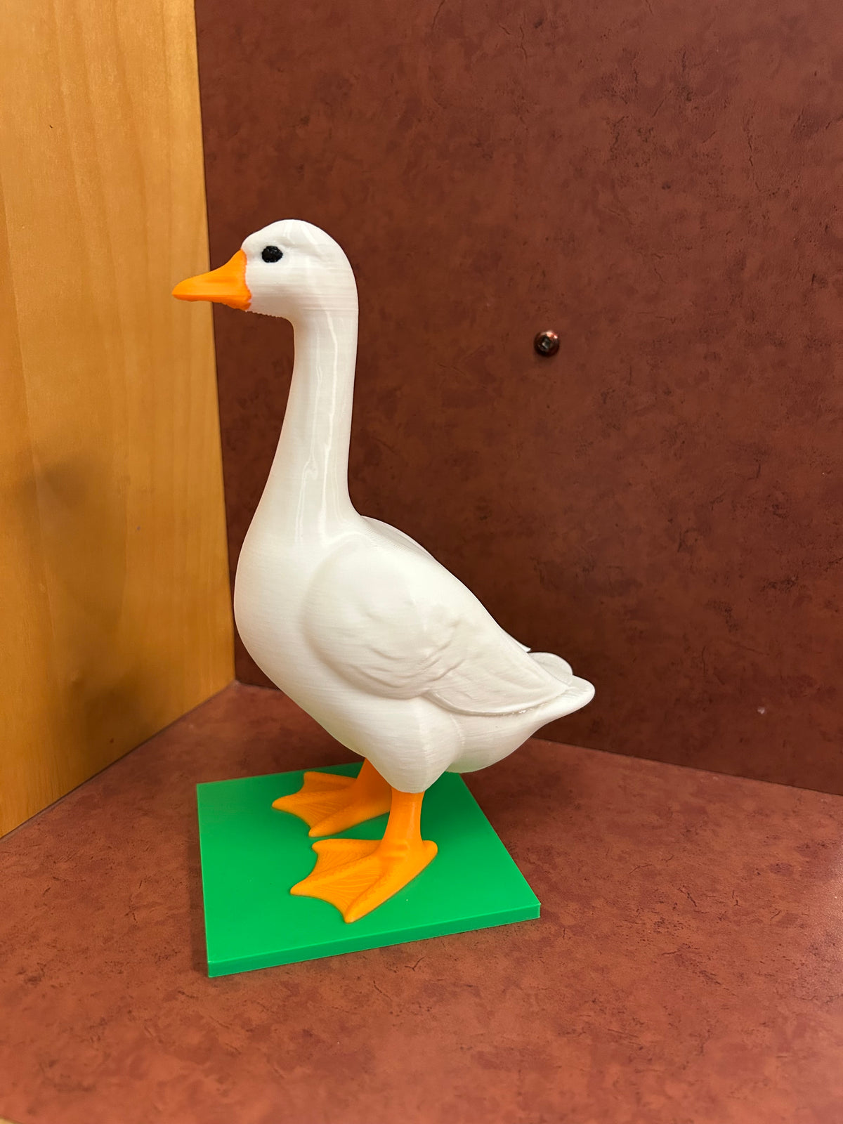 Desk geese